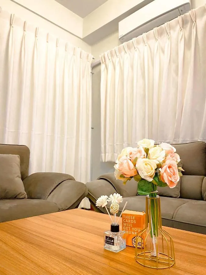 Deluxe Room W/ Pool & Billiards Makati City 0*,