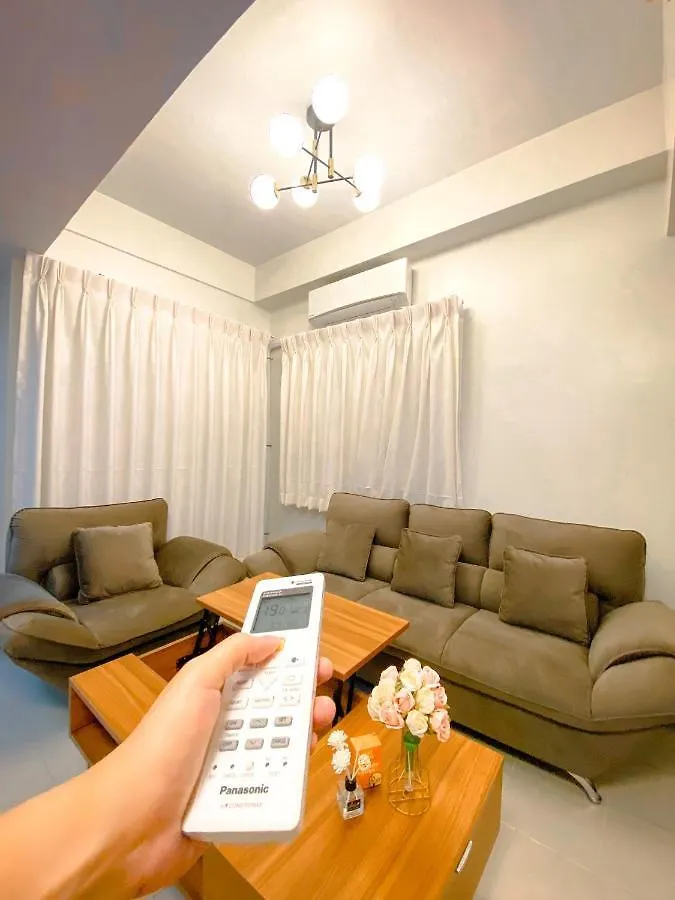 Aparthotel Deluxe Room W/ Pool & Billiards Makati City